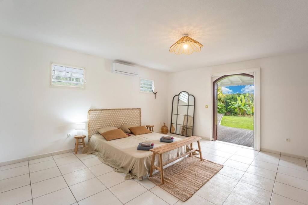 לה גוסייר Spacieuse Villa Corossol Avec Piscine Et Jeux Exterieurs מראה חיצוני תמונה
