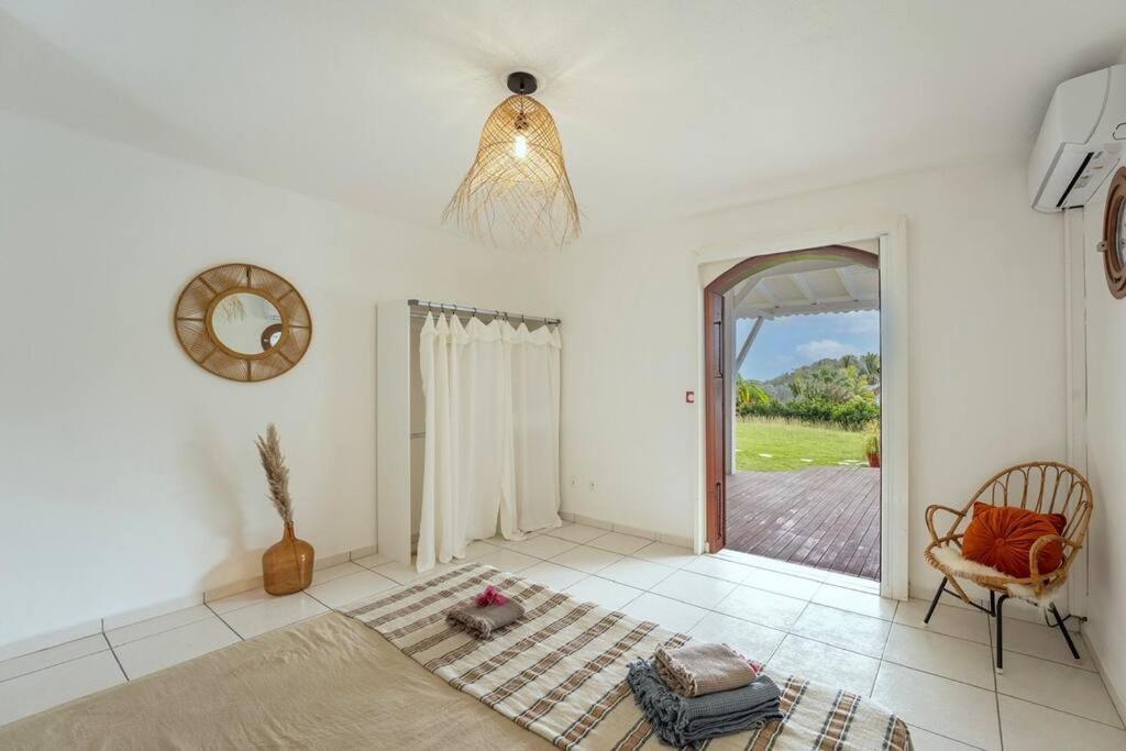לה גוסייר Spacieuse Villa Corossol Avec Piscine Et Jeux Exterieurs מראה חיצוני תמונה