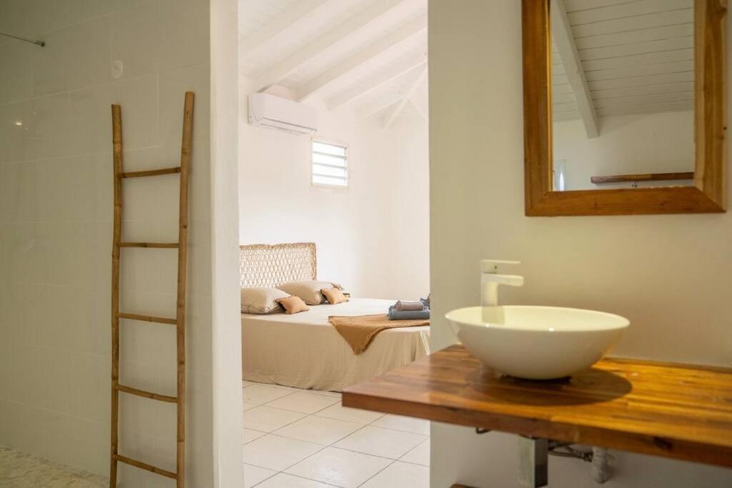 לה גוסייר Spacieuse Villa Corossol Avec Piscine Et Jeux Exterieurs מראה חיצוני תמונה