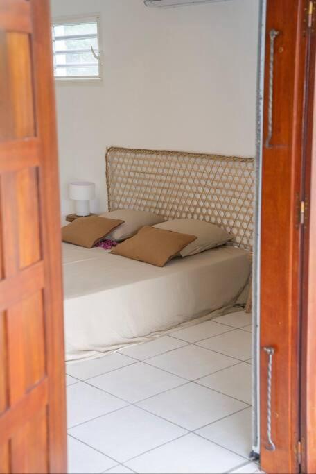 לה גוסייר Spacieuse Villa Corossol Avec Piscine Et Jeux Exterieurs מראה חיצוני תמונה