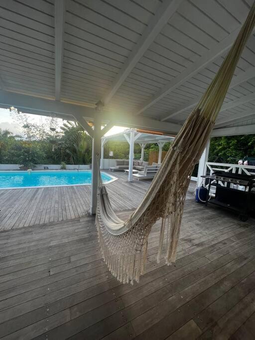 לה גוסייר Spacieuse Villa Corossol Avec Piscine Et Jeux Exterieurs מראה חיצוני תמונה